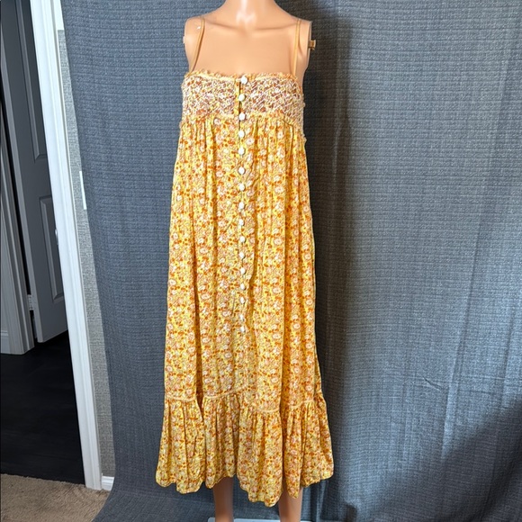 Free People Dresses & Skirts - Free People Yellow Ruffled Spaghetti Strap Sundress